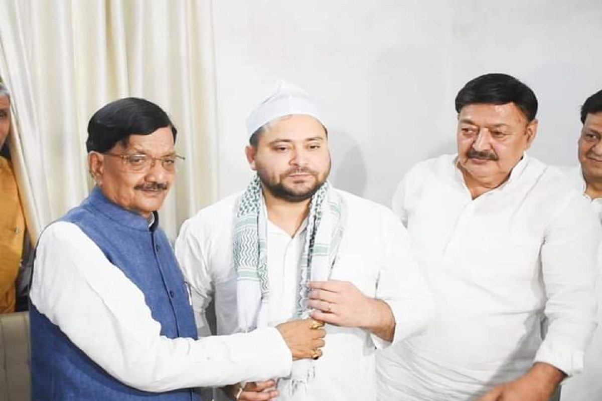 Anti-NDA leaders gathered in Congress's Iftar party, Chirag Paswan and  Mukesh Sahni also reached along with Tejashwi