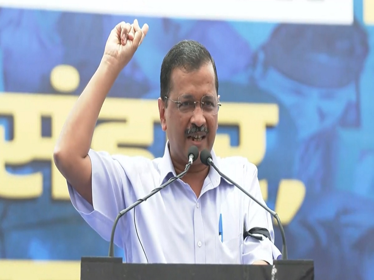 Target Killing in Kashmir: CM केजरीवाल बोले- कश्मीर में वापस लौटा 1990 का दौर