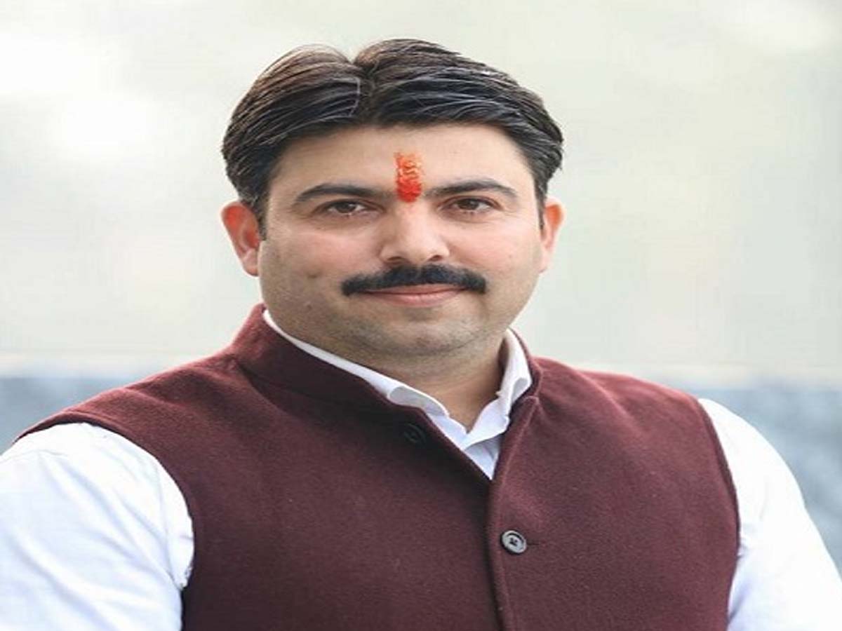 देवरिया से भाजपा विधायक शलभमणि त्रिपाठी समेत 10 के खिलाफ मुकदमा दर्ज